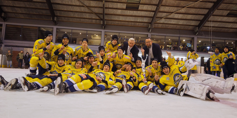 Ijshockeyploeg Antwerp Phantoms (U19) Ijshockeyploeg Antwerp Phantoms (U19)